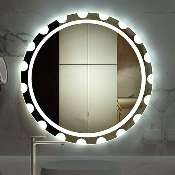 Lumina | Signature Beveled Round Mirror